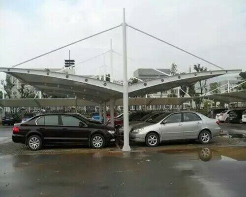 膜结构汽车棚